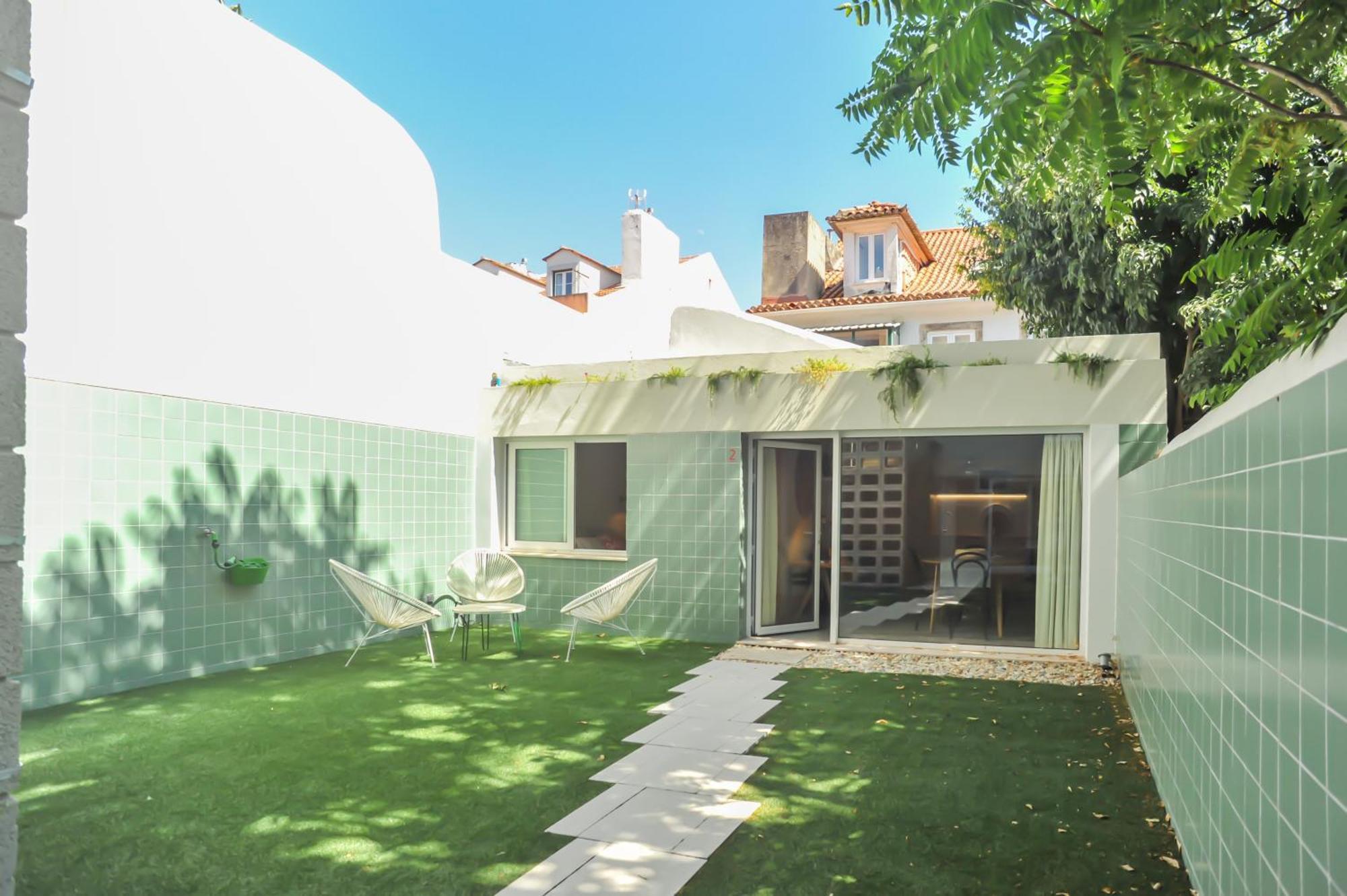 Madragoa Modern Apartments Lisbon Exterior photo